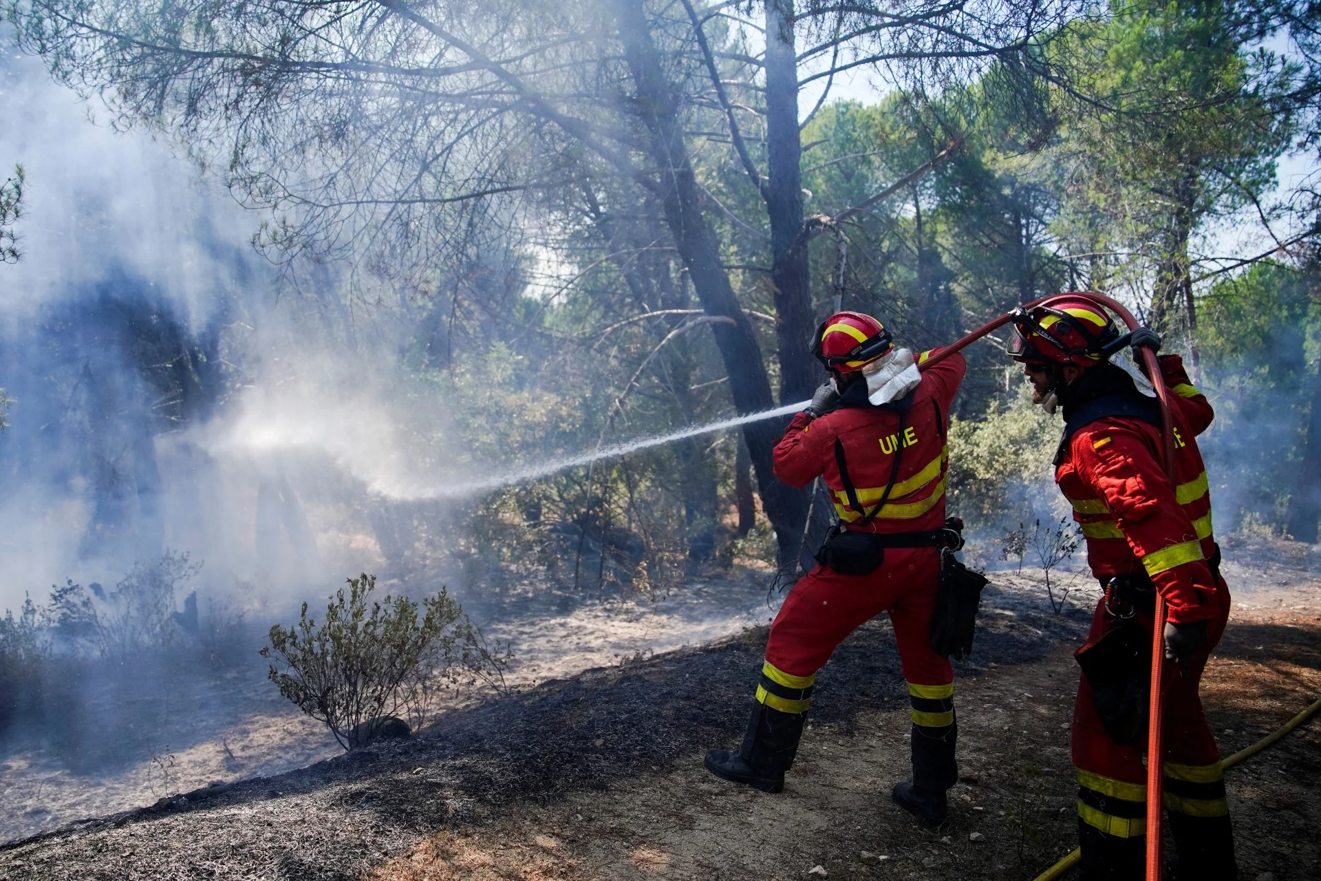 Μια γυναίκα υπέκυψε στα τραύματά της, στους 14 ανεβαίνει ο αριθμός των νεκρών από την πυρκαγιά στην Ανδαλουσία