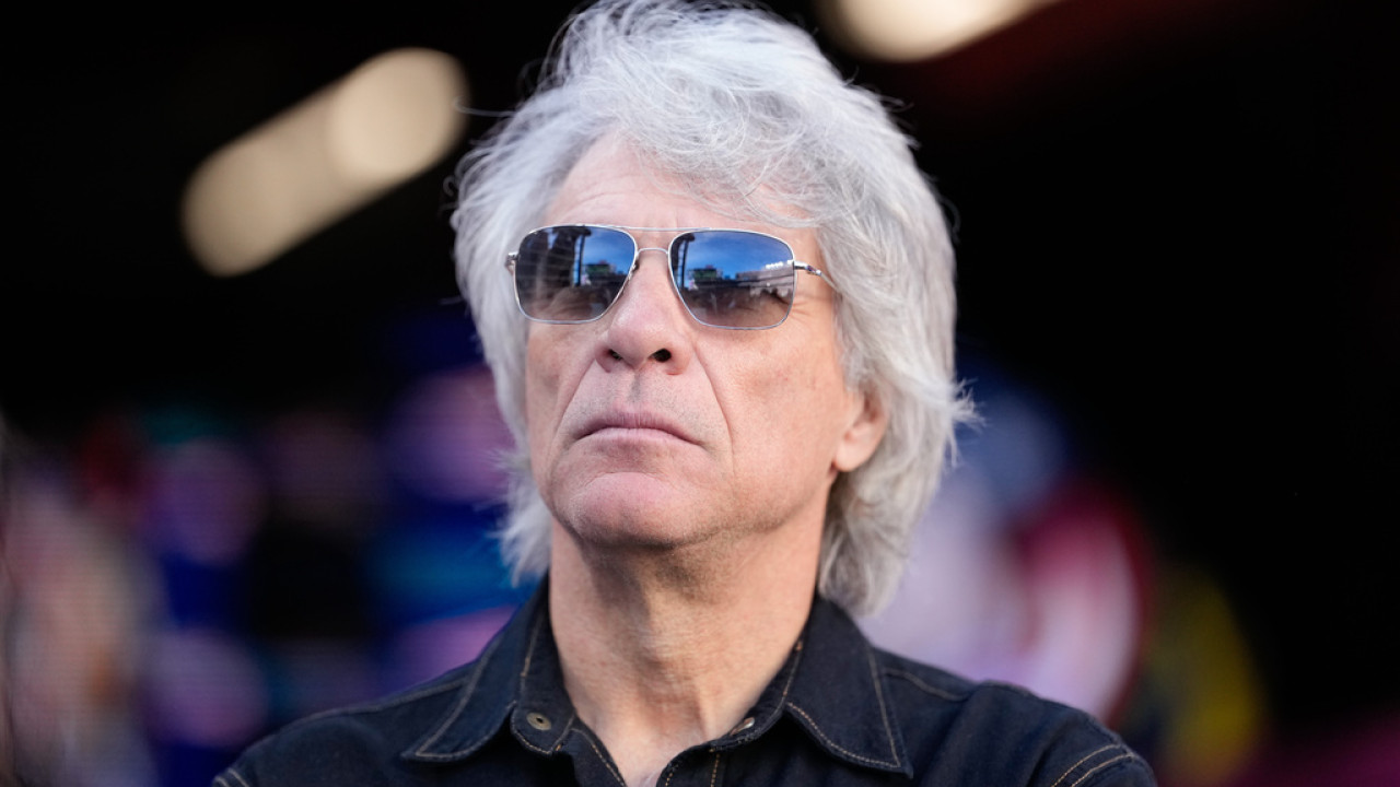 Ο Jon Bon Jovi τερμάτισε πρόωρα συναυλία λόγω προβλήματος στη φωνή του