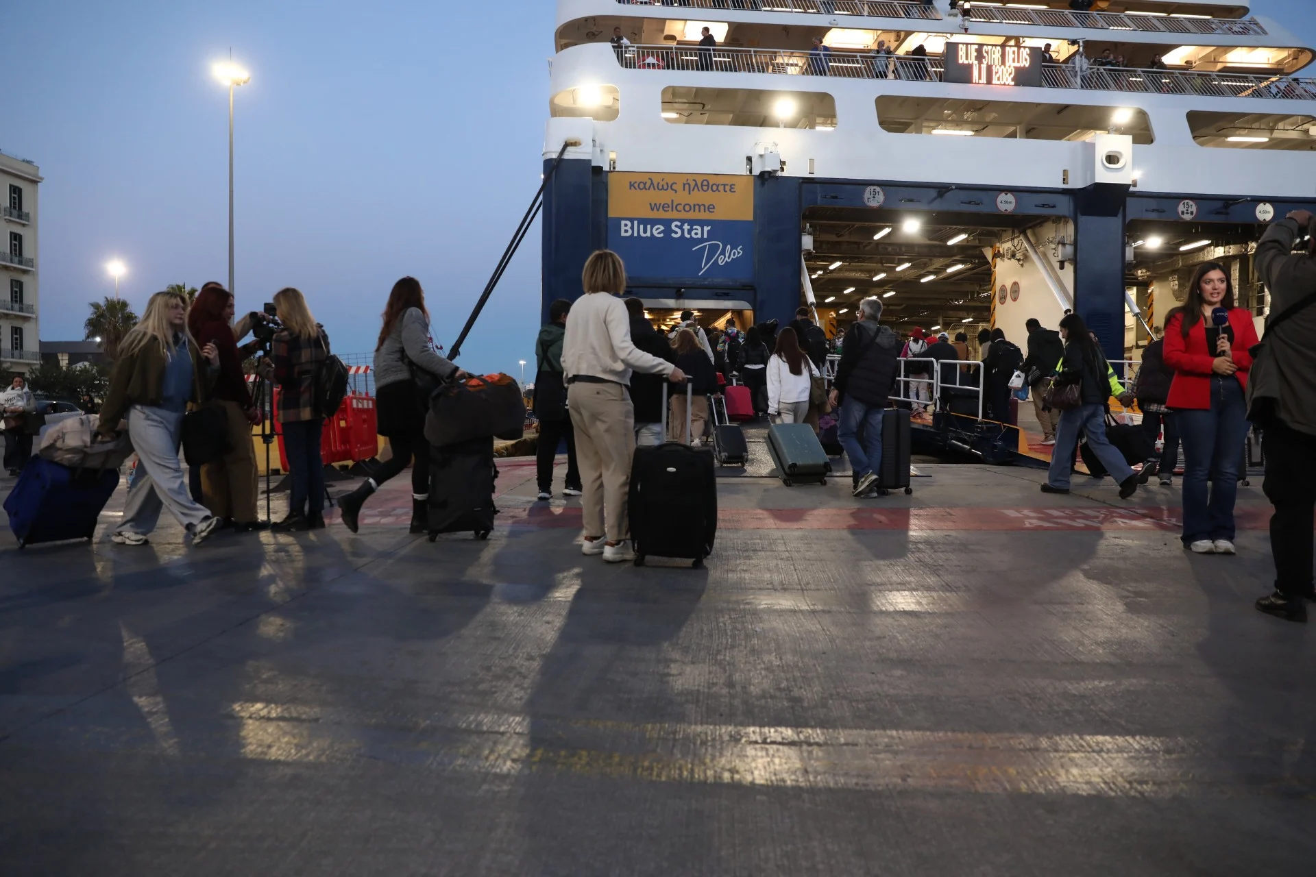 Ένεση ρευστότητας για τις κοινωνικές εκπτώσεις