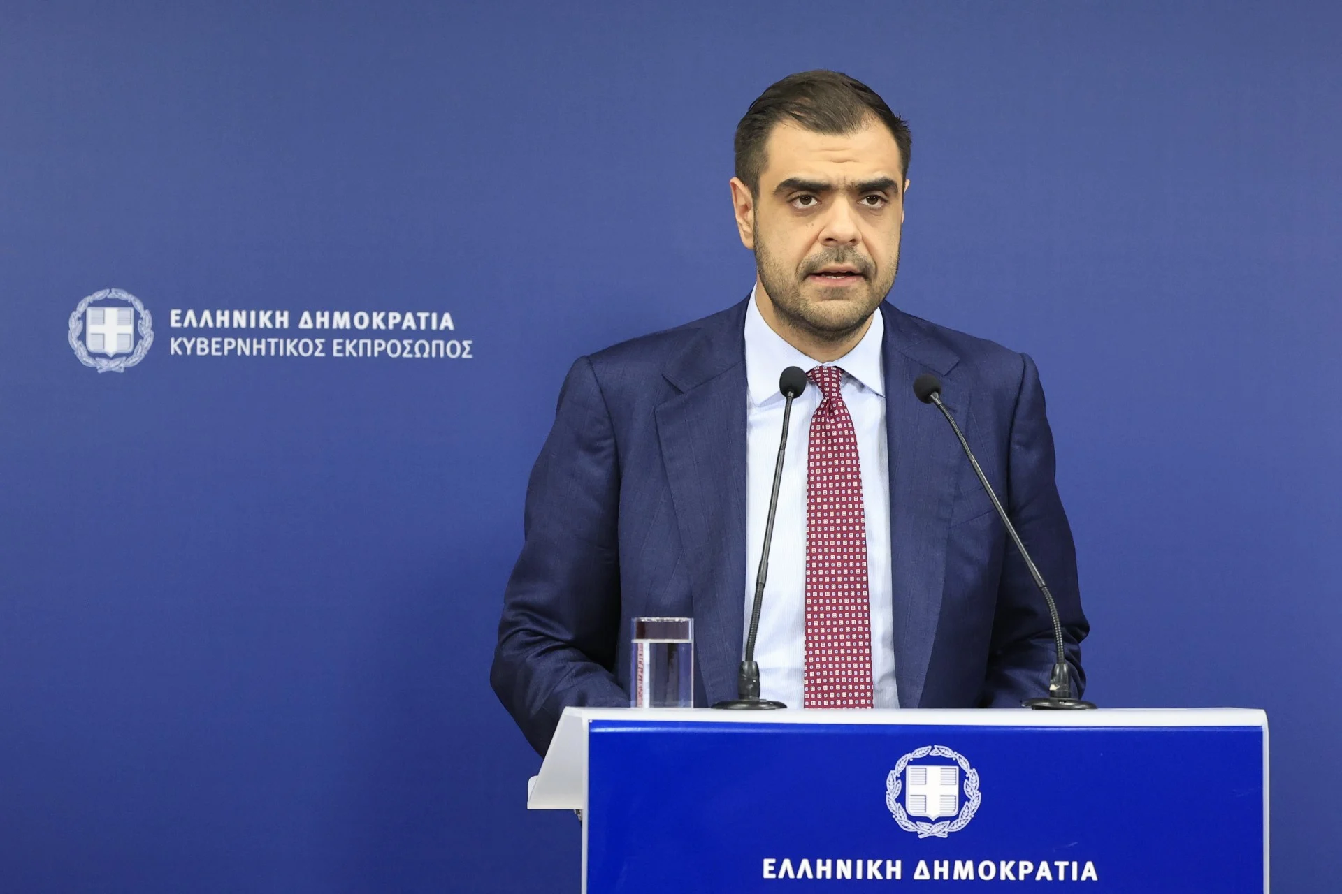 Θα περίμενα να σχολιάσει το δημοψήφισμα του 2015