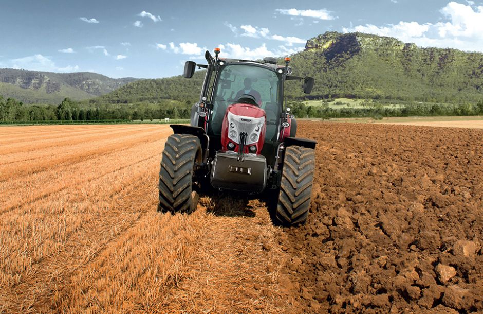 Η σειρά McCORMICK X6.4 P6-Drive Stage V έρχεται να καλύψει τις ανάγκες των πιο απαιτητικών επαγγελµατιών της γεωργίας στην κατηγορία µεσαίας ισχύος, προσφέροντας έναν ιδανικό συνδυασµό ισχύος, ευελιξίας, άνεσης και προηγµένης τεχνολογίας.