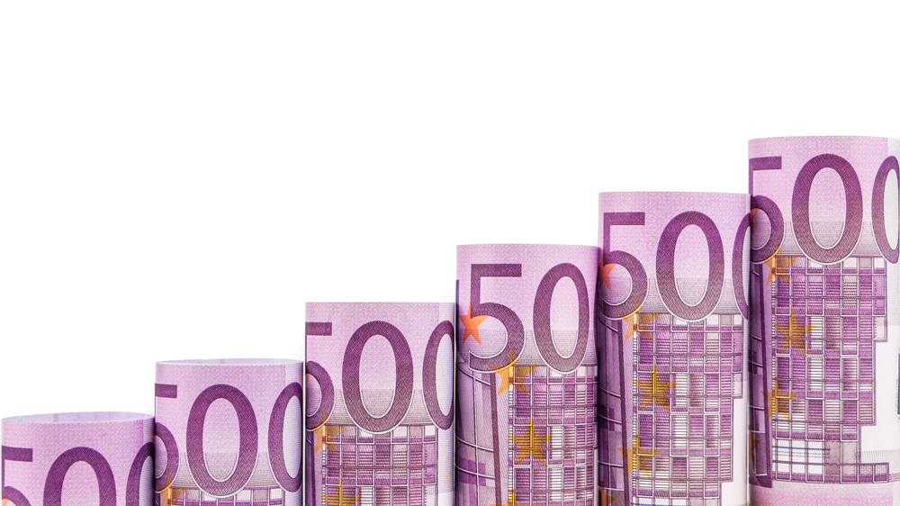 Πλεόνασμα περίπου 4,5 δις στο εξάμηνο σύμφωνα με τα προσωρινά στοιχεία