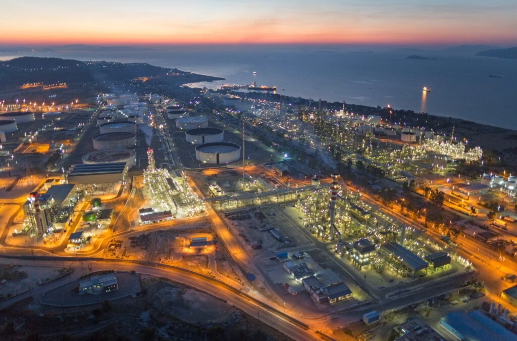 Η AKTOR αποκτά μερίδιο 50% στο τερματικό LNG Διώρυγα Gas