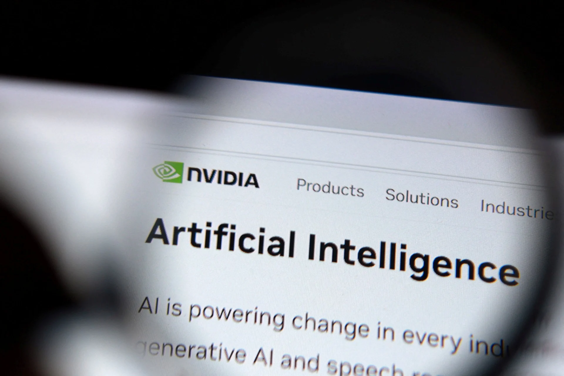 Η Nvidia, η Microsoft και άλλοι τεχνολογικοί κολοσσοί υποστηρίζουν μοντέλα τεχνητής νοημοσύνης ανοιχτού κώδικα