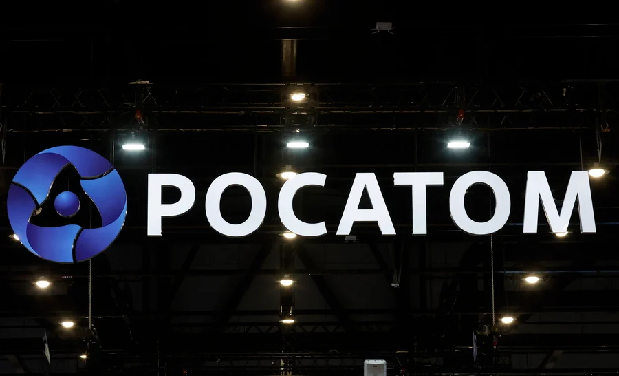 Η Rosatom ανακοίνωσε ότι άρχισε να στέλνει πίσω τους υπαλλήλους της στον πυρηνικό σταθμό Μπουσέρ του Ιράν