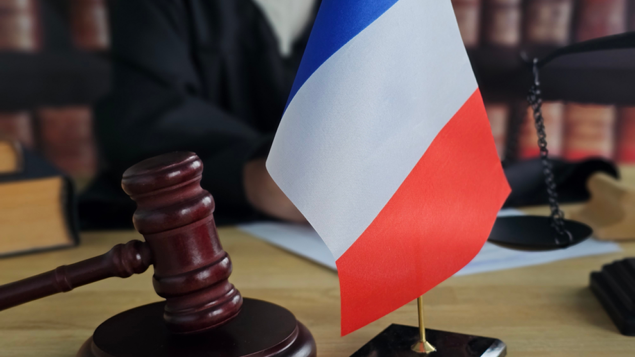Γαλλία: Έρευνα της ευρωπαϊκής εισαγγελίας για κατάχρηση πόρων από ακροδεξιά κόμματα