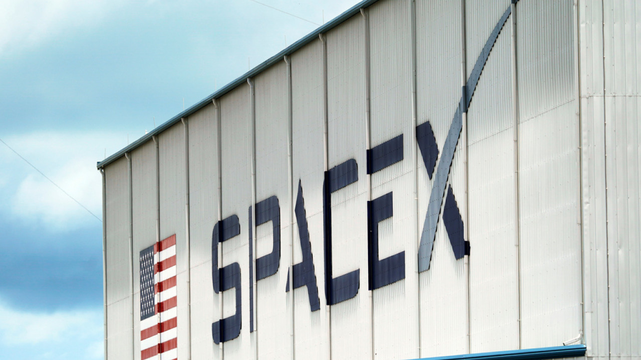 SpaceX: Η μετοχή υποχώρησε κάτω από την τιμή εισαγωγής της για πρώτη φορά