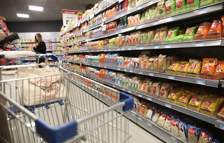 Το κοινό σχέδιο κυβέρνησης και αγοράς για μειώσεις έως 20% σε βασικά προϊόντα