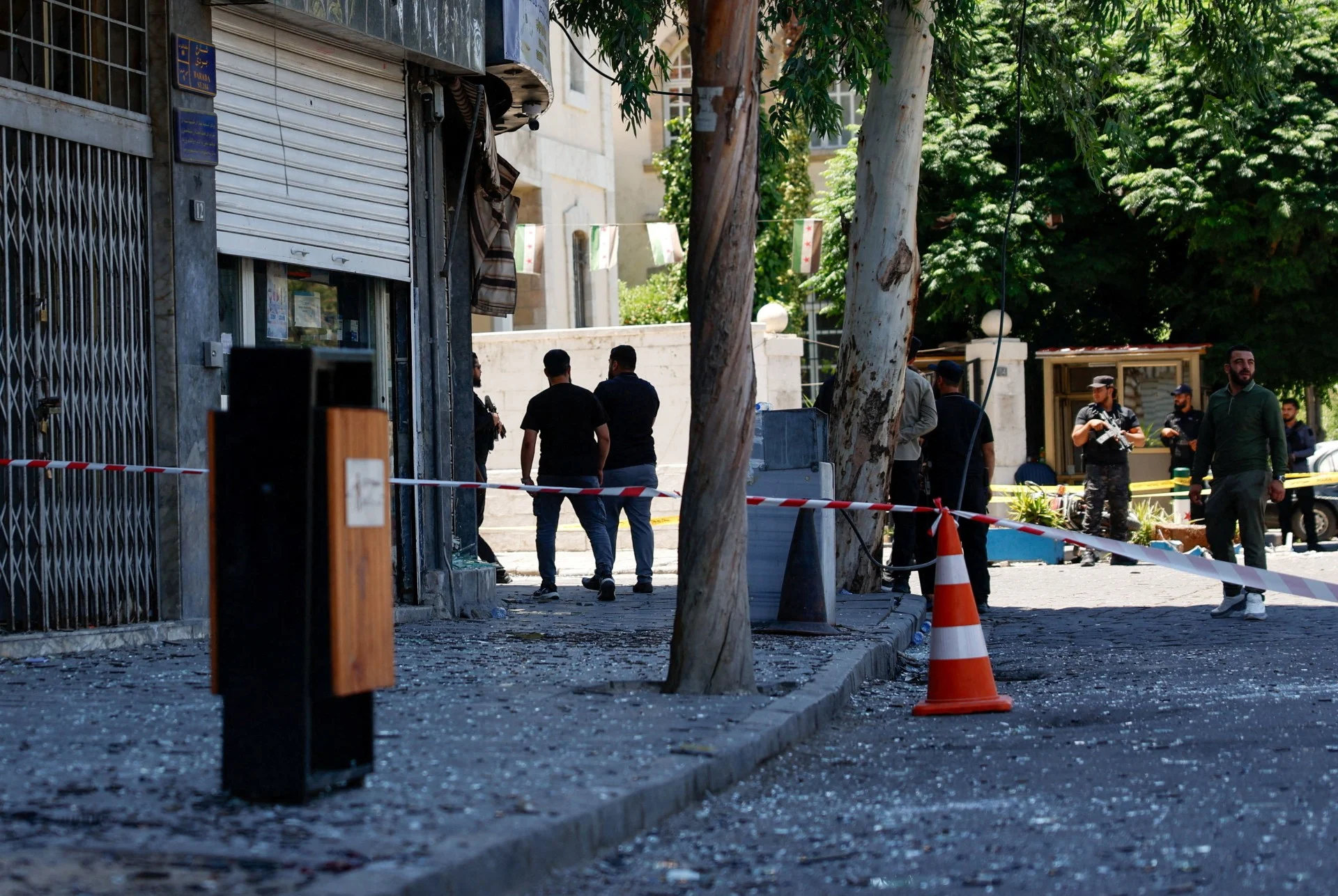 Οι αρχές κατηγορούν το Ισλαμικό Κράτος για τις επιθέσεις στη Δαμασκό, ανακάλυψαν κρυψώνα με εκρηκτικά
