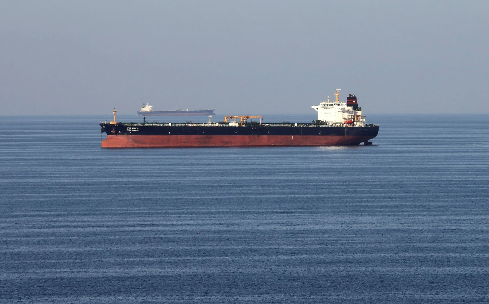 Greek shipowners lead record surge in crude tanker orders