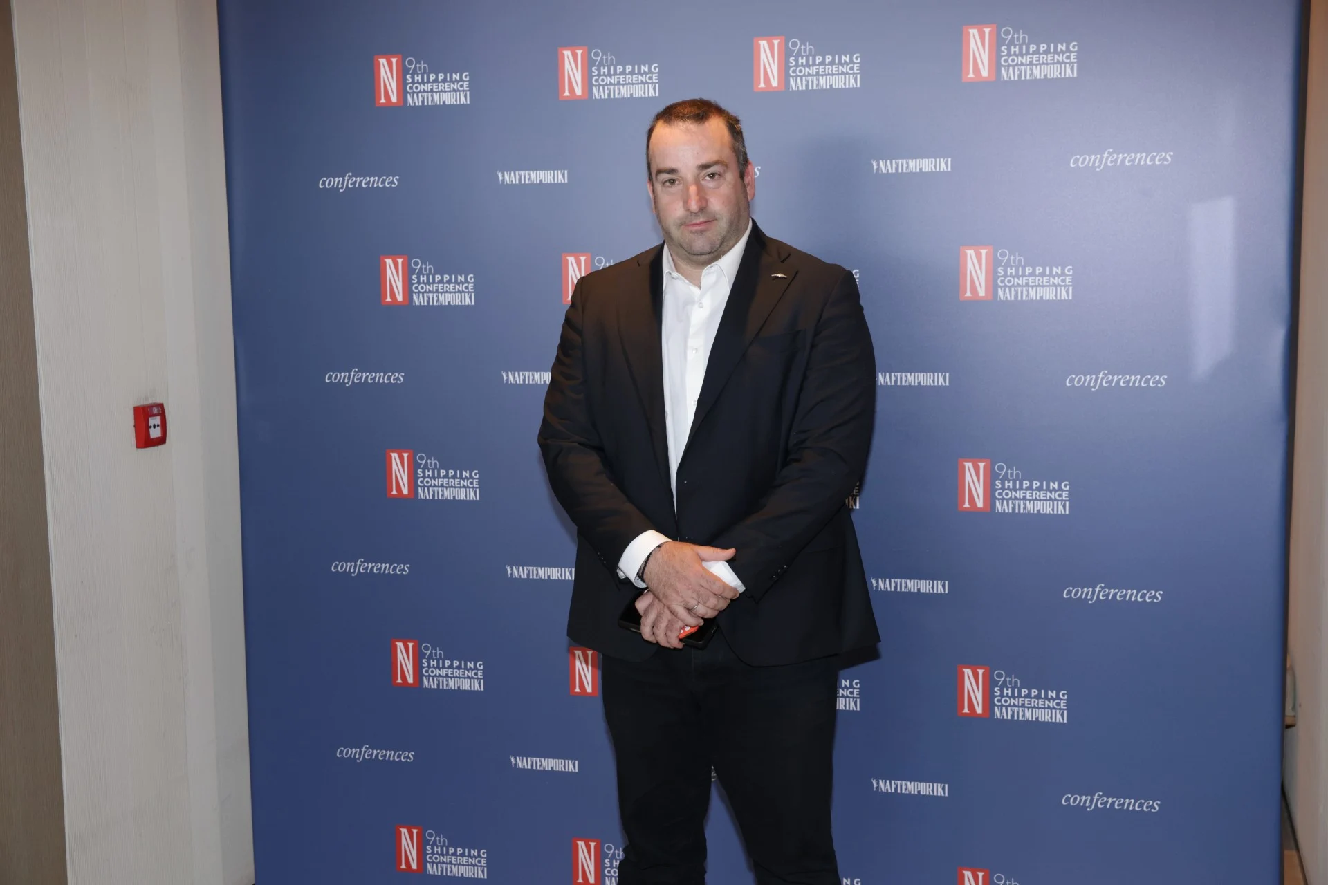 Δημόσια προσφορά 6 εκατ. δολαρίων