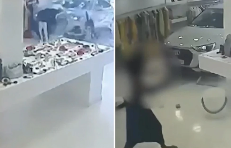 Σοκαριστικό βίντεο με αυτοκίνητο που έπεσε σε κατάστημα στα Βριλήσσια – News.gr