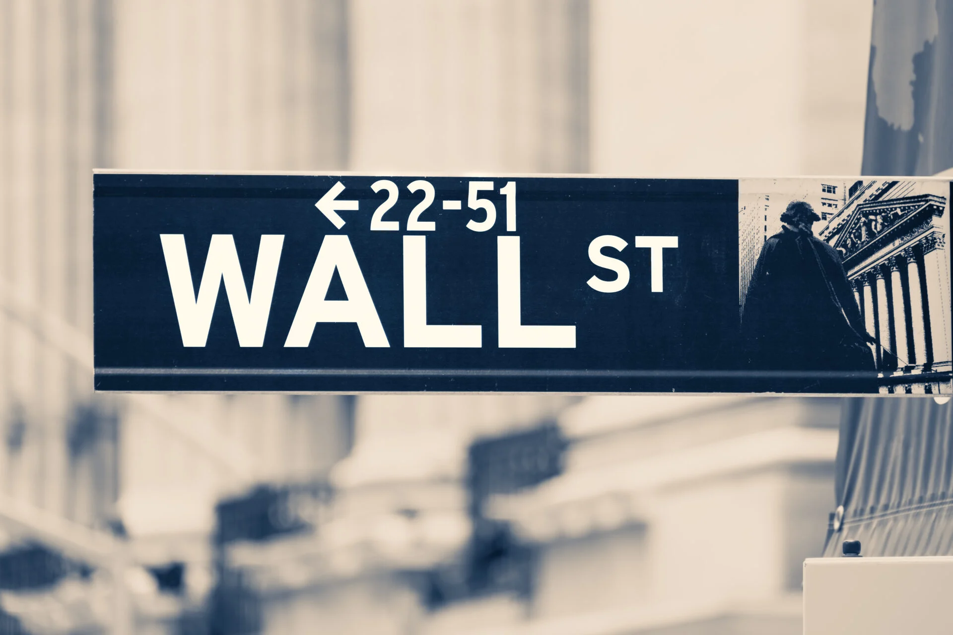 Νέο ενδοσυνεδριακό ρεκόρ για τον Dow Jones, πιέσεις στον Nasdaq από τις ρευστοποιήσεις στις μετοχές ημιαγωγών