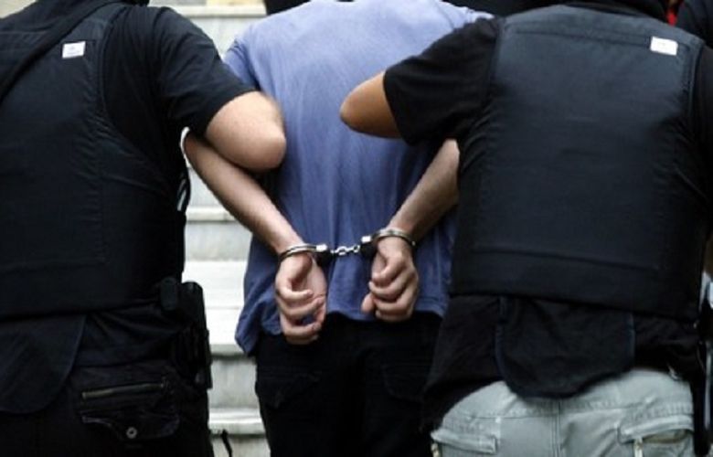 Δίωξη για απόπειρα ανθρωποκτονίας στον 60χρονο για την επίθεση με μαχαίρι στην Ακρόπολη