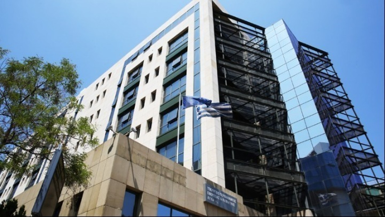 Σε δημόσια διαβούλευση το νομοσχέδιο του ΥΠΕΝ για τους παρόχους υπηρεσιών ύδατος