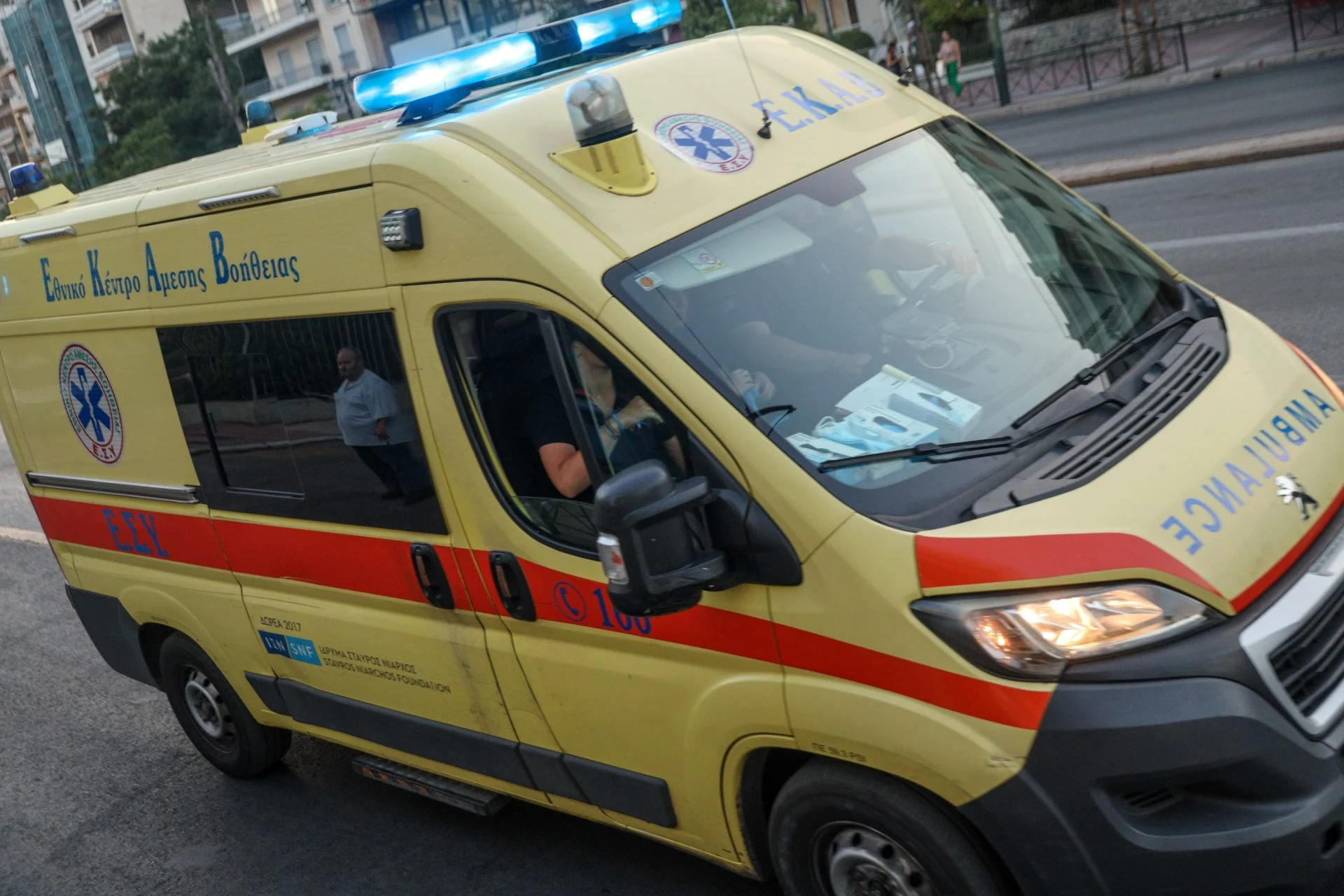 Σοβαρό τροχαίο στον Λαγκαδά Θεσσαλονίκης – Ένας οδηγός σε κρίσιμη κατάσταση