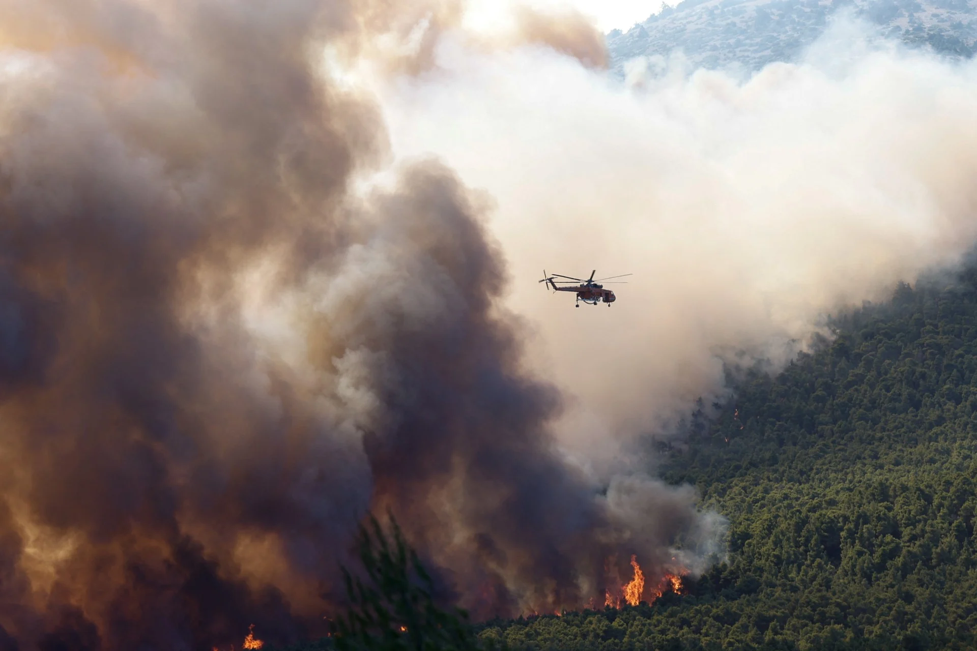 Σε αυξημένη επιχειρησιακή ετοιμότητα το ΕΚΑΒ