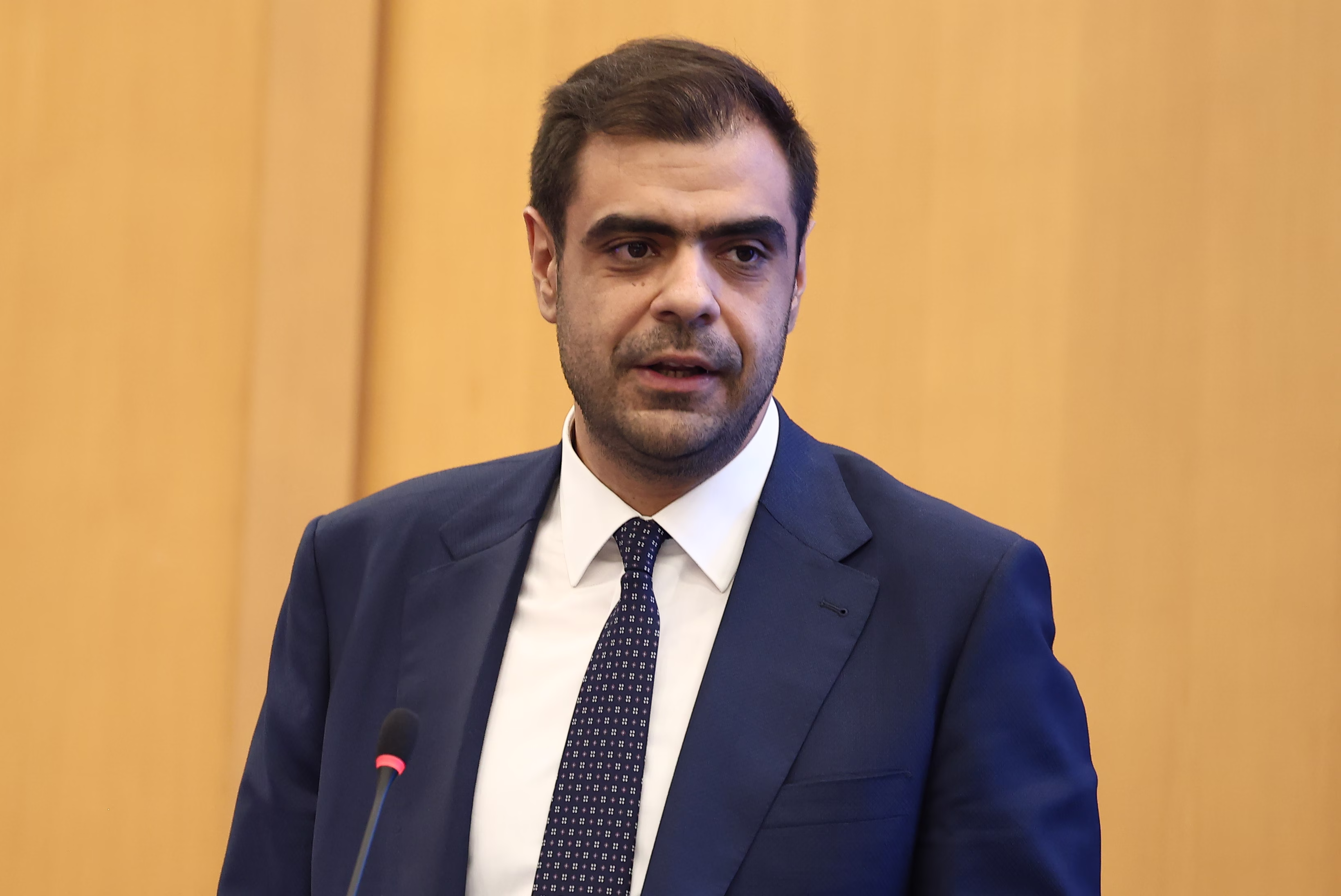 Αμήχανη αντίδραση και νεύρα Π. Μαρινάκη για τη συνέντευξη Τσίπρα στο in