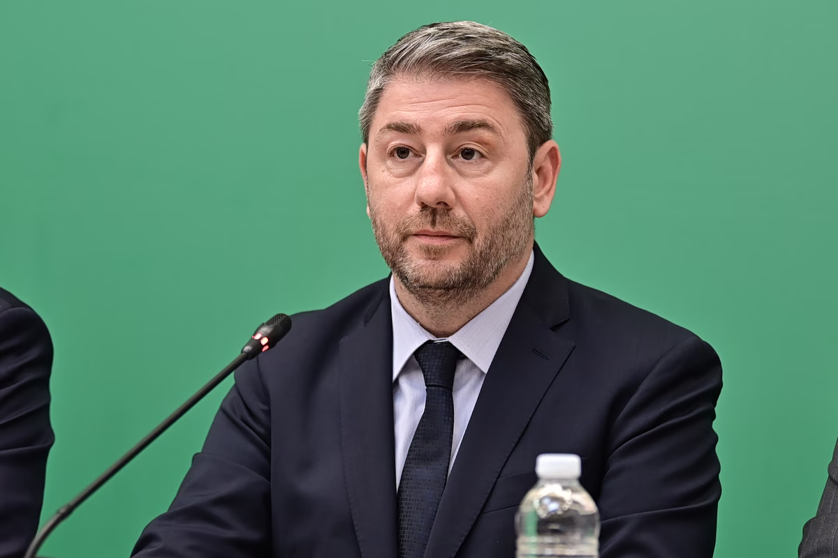 ΠΑΣΟΚ: 11 προτάσεις για το ιδιωτικό χρέος – Σήμερα η εκδήλωση με τον Ανδρουλάκη στο Σεράφειο