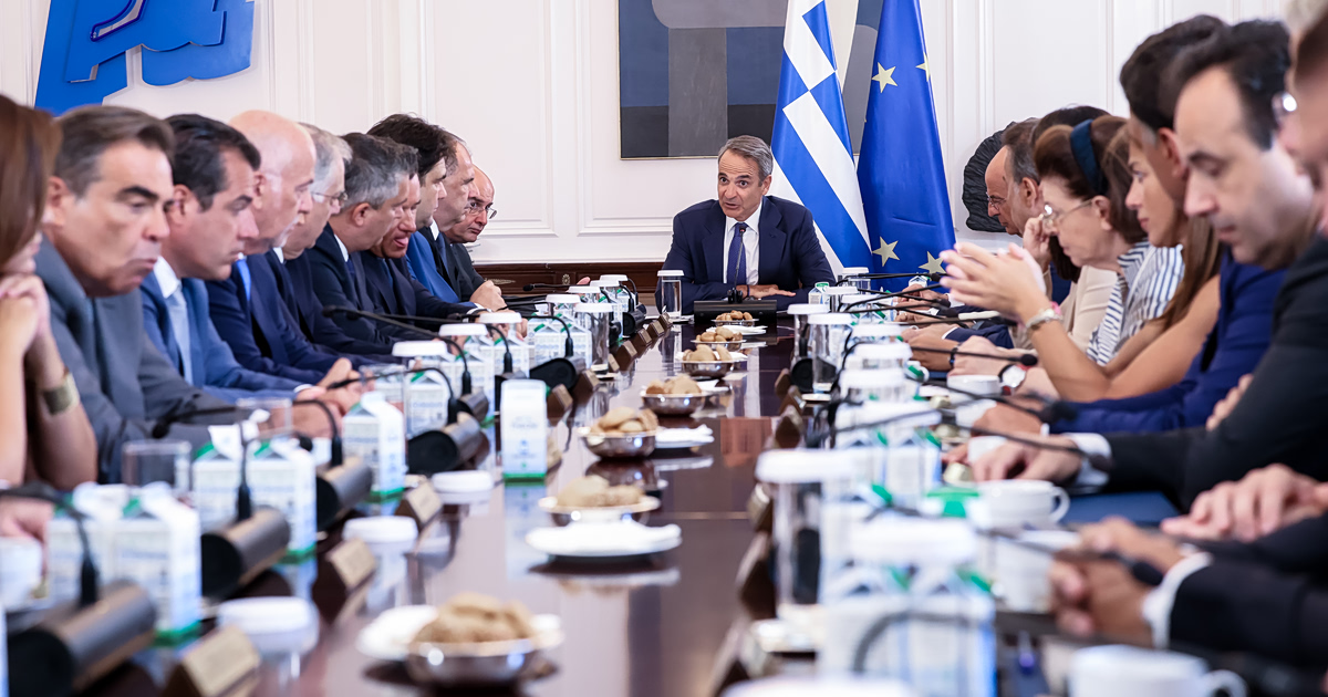 Μητσοτάκης από το Υπουργικό: Καμία συζήτηση με την Τουρκία πέραν ΑΟΖ και υφαλοκρηπίδας