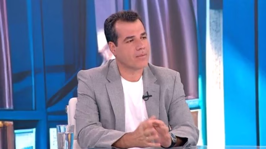 Πλεύρης: Σκληρή αντιμεταναστευτική γραμμή με ρητορική «εισβολής» και επίθεση στο δικαίωμα στο άσυλο