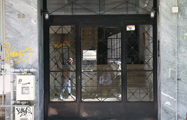 Το νεκρό βρέφος έφερε 20 τραύματα από μαχαίρι – News.gr