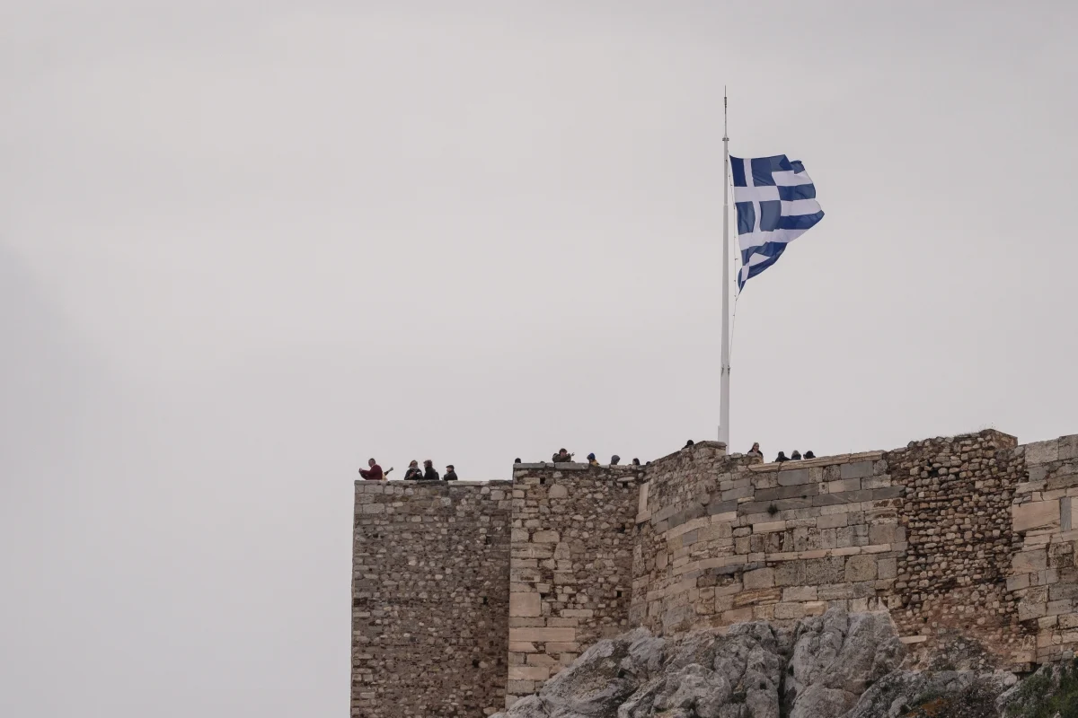 Κολλημένοι στη δεύτερη ταχύτητα