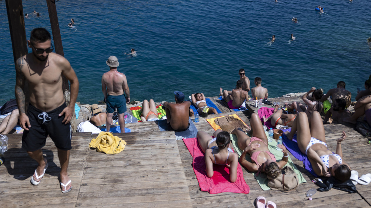 «Καμίνι» η χώρα με 40άρια τα επόμενα 24ωρα - Αναλυτική πρόγνωση