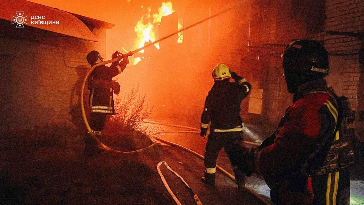 Νέα νυχτερινή επιδρομή της Ρωσίας στο Κιέβο, τουλάχιστον 9 νεκροί
