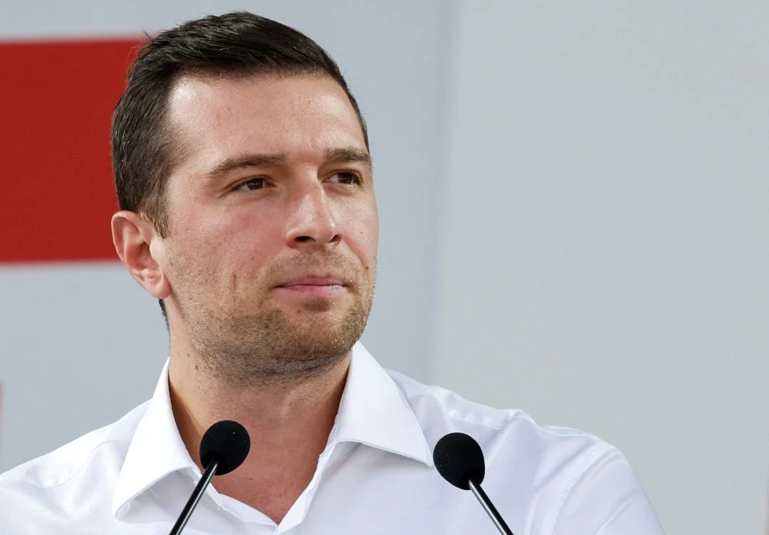 Καλεσμένος του Φάρατζ στο συνέδριο του Reform ο Ζορντάν Μπαρντελά