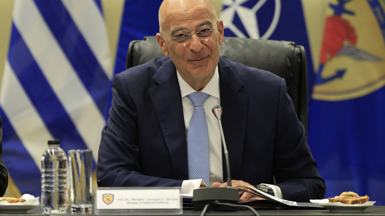 Δένδιας: Τιμάμε τη μνήμη των θυμάτων της τρομοκρατίας σε κάθε γωνιά του κόσμου