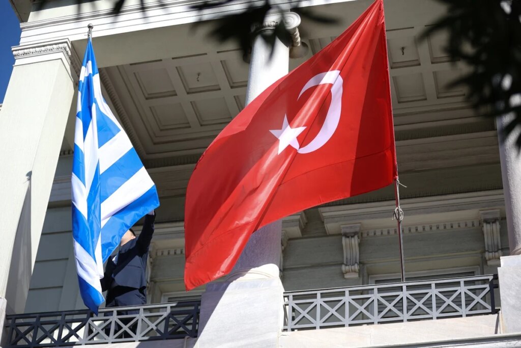Απαράδεκτοι ισχυρισμοί, ξεκάθαρο το καθεστώς στο Αιγαίο
