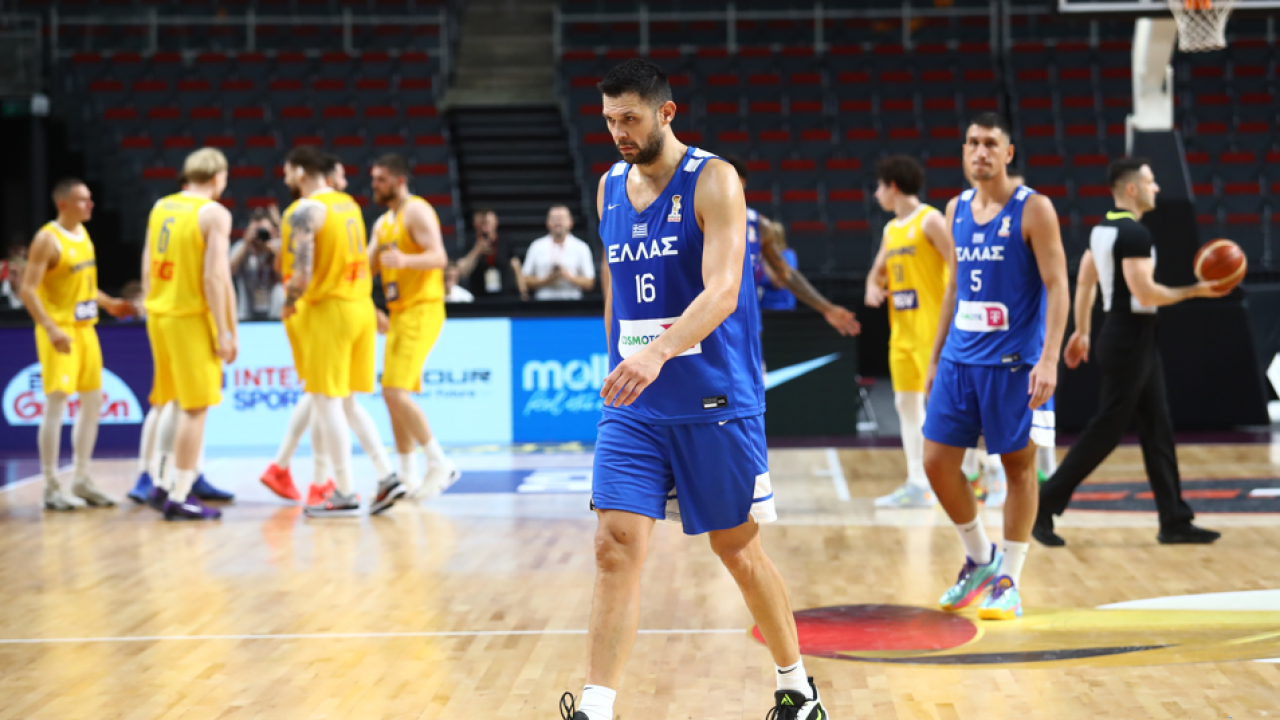 Αποκαρδιωτική Εθνική, παραδόθηκε στην Ουκρανία και το Μουντομπάσκετ απομακρύνεται