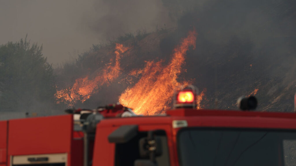 Πυρκαγιά στις Βαμβακές Περαχώρας Κορινθίας