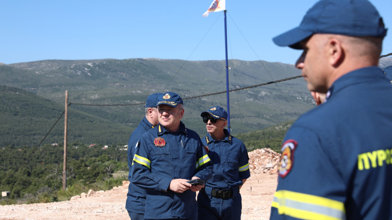 Σαλαμίνα: 22 κτίρια υπέστησαν ζημιές από την πυρκαγιά – 427 αυτοψίες σε πληγείσες περιοχές