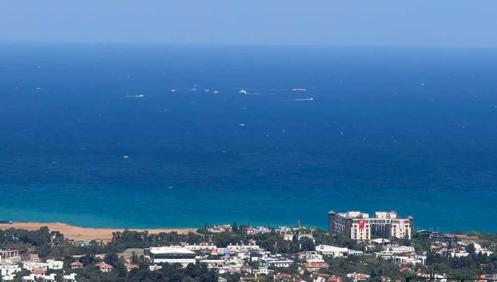 Κατεχόμενα: Αναποδογύρισε επιβατικό πλοίο ανοιχτά της Κερύνειας