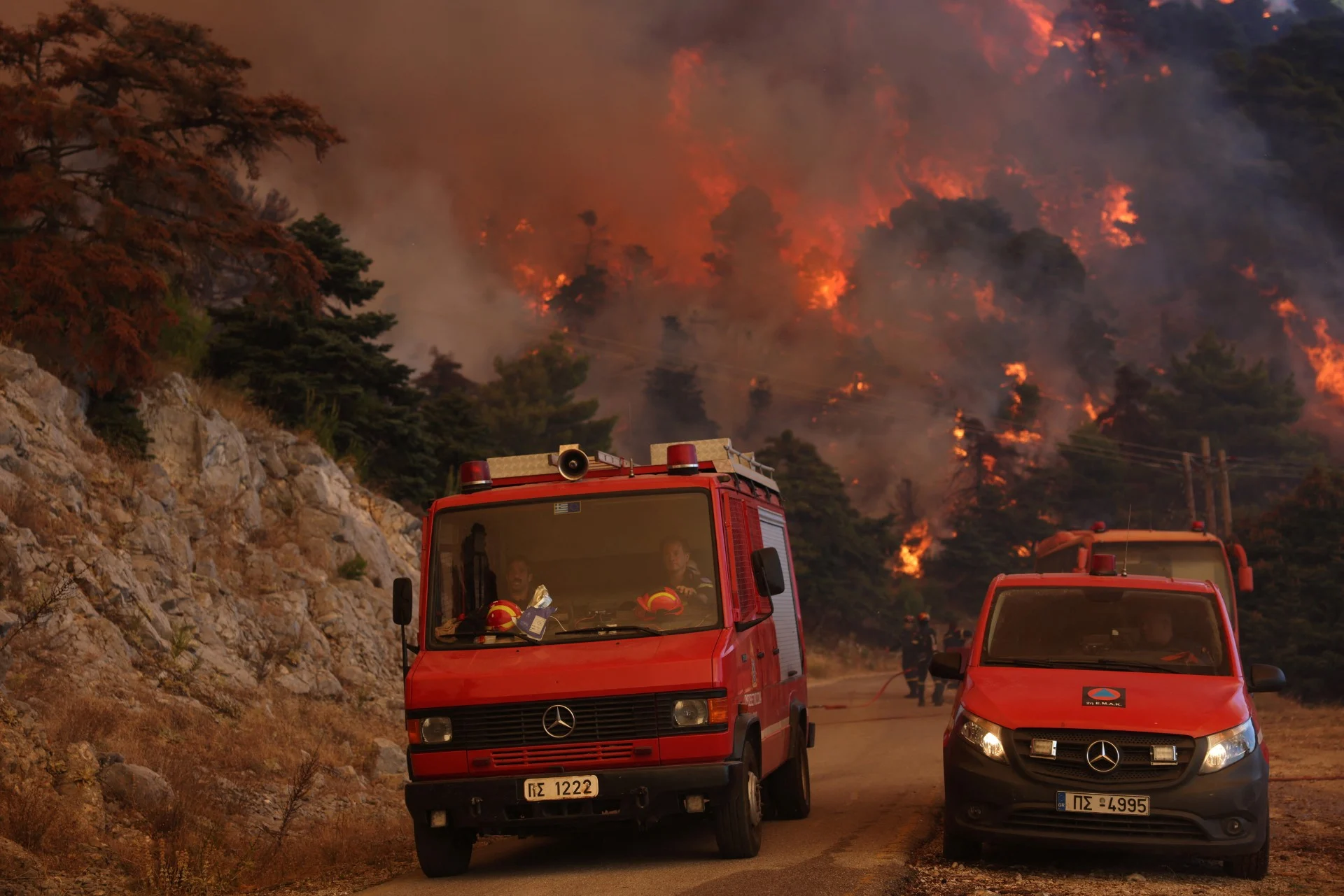 Οι φωτιές που δεν άναψαν ποτέ