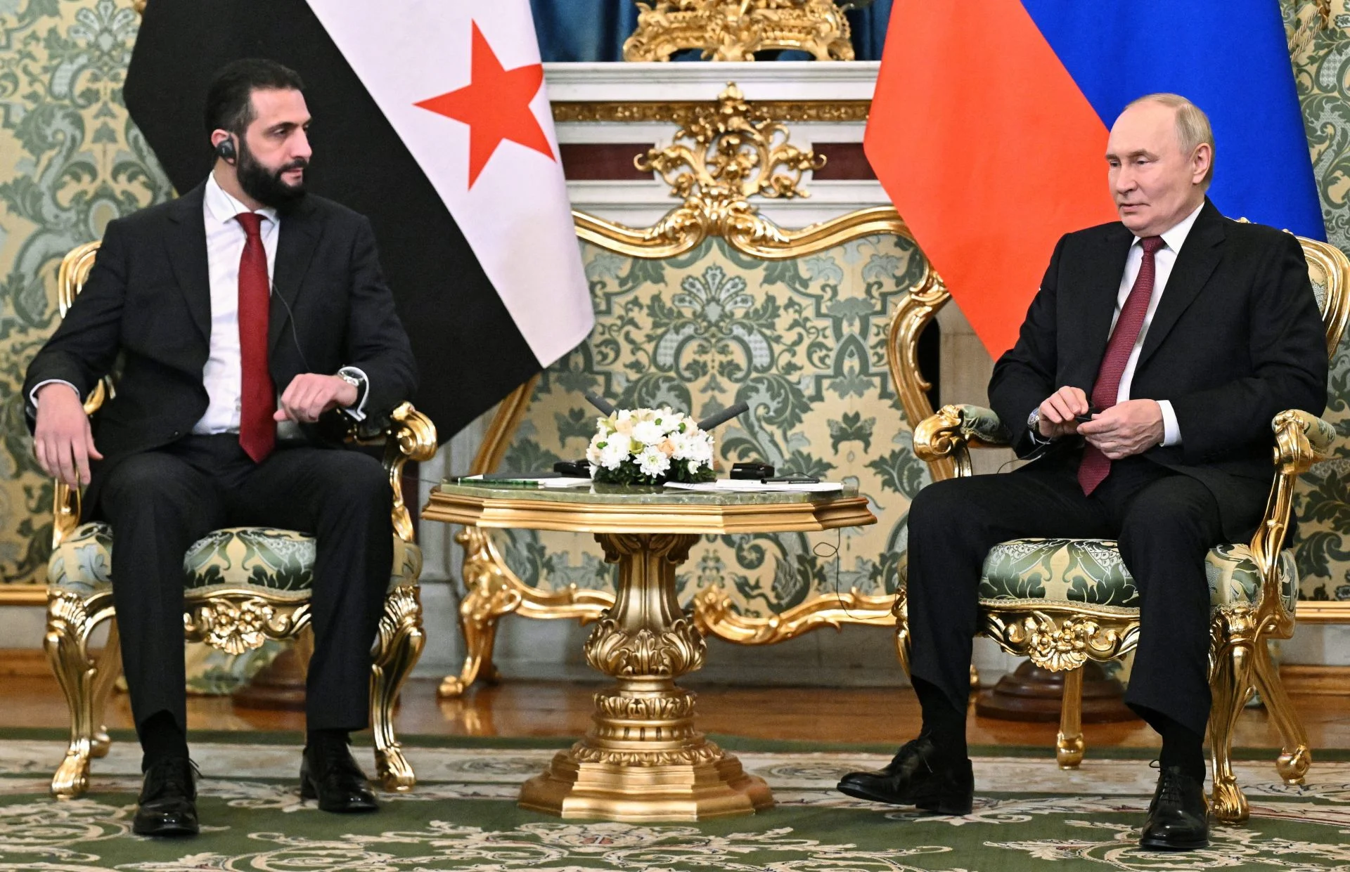 Υπεγράφη μνημόνιο κατανόησης για το μέλλον των ρωσικών βάσεων