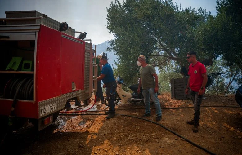 Φωτιά στα Πηγαδάκια Αρκαδίας – News.gr
