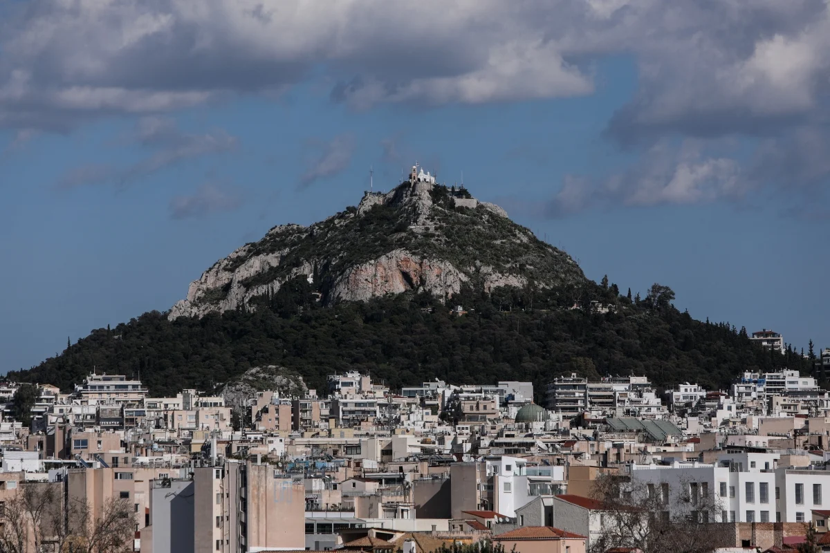 Κλείνει από τα μεσάνυχτα της Τετάρτης Λυκαβηττός και λόφος Φινόπουλου