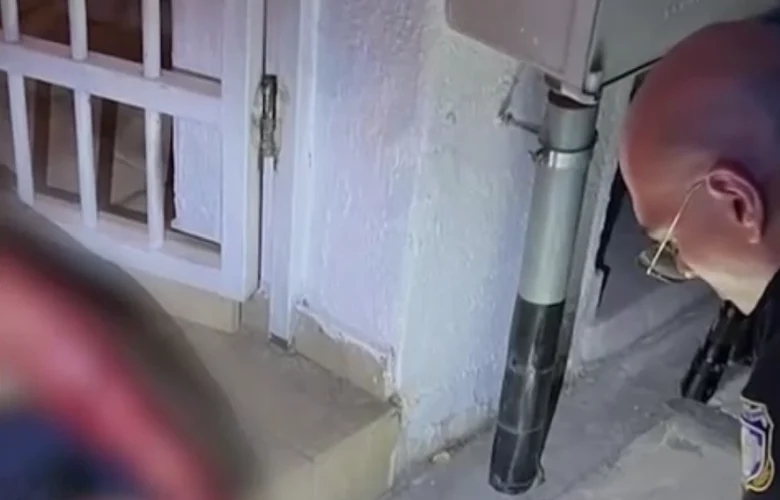 «Φοβηθήκαμε για την υγεία της, έχανε πολύ αίμα», αστυνομικός περιγράφει τις δραματικές στιγμές μετά το μαχαίρωμα της 25χρονης στην Θεσσαλονίκη
