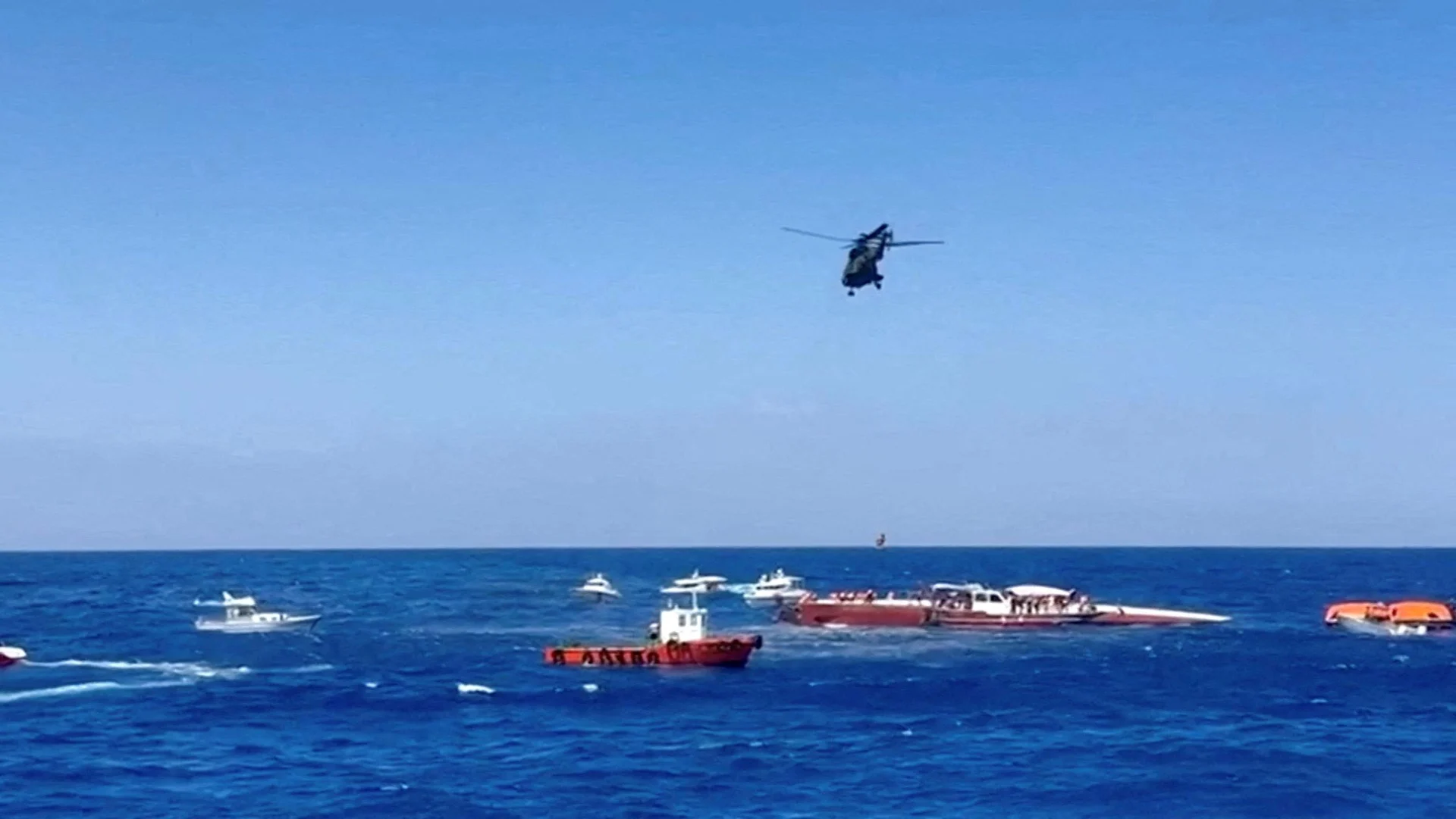Κατεχόμενα: Βίντεο από τη στιγμή της βύθισης του πλοίου