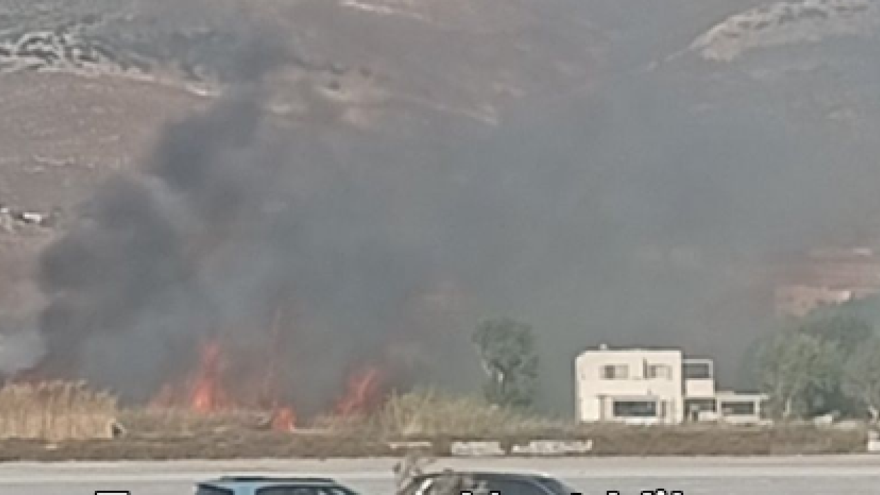 Πυρκαγιά στη Μικρή Βίγλα, στη Νάξο