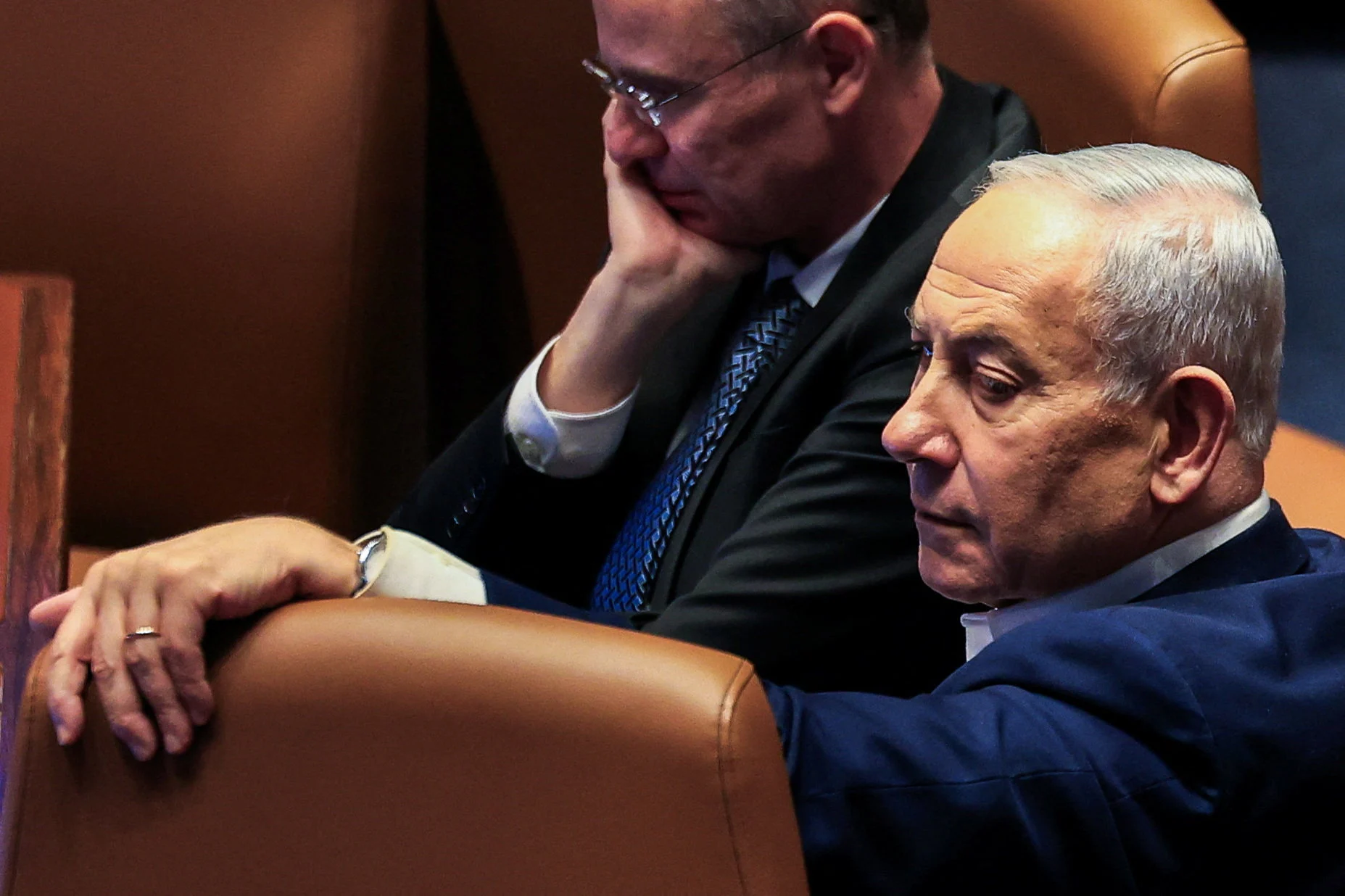 Νάρκη εσωτερικής κατανάλωσης ή σε τροχιά σύγκρουσης με τον Τραμπ;
