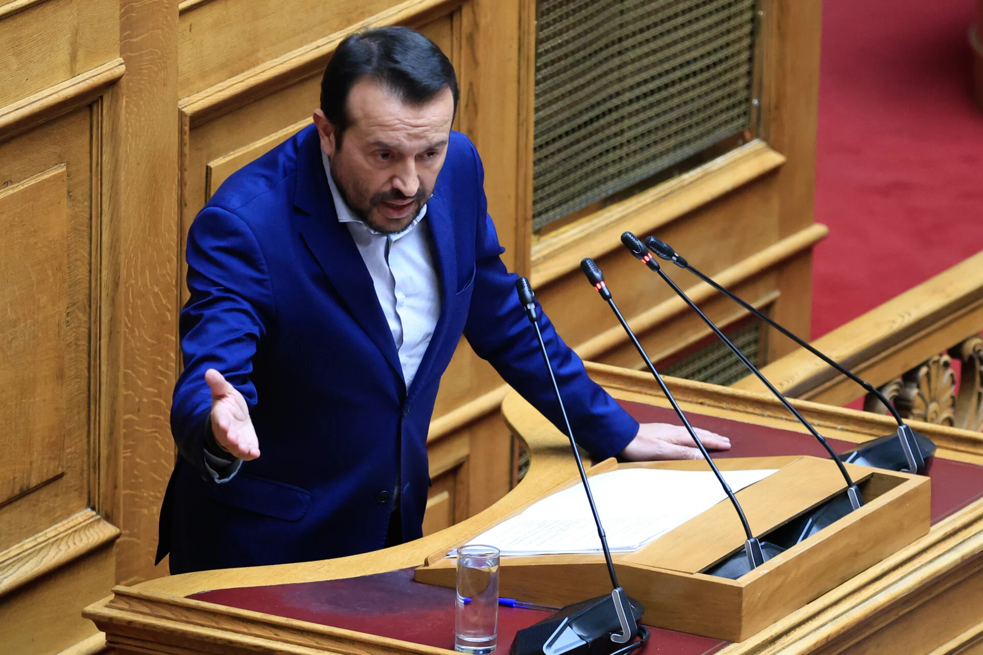 Μισές αλήθειες για την πρόωρη αποπληρωμή χρέους από την κυβέρνηση της ΝΔ