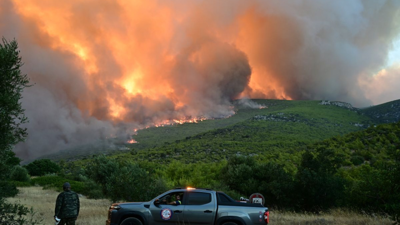 Πόρτο Γερμενό: Απεγκλωβισμό; 12 ανθρώπων από Λιμενικό και Πυροσβεστική