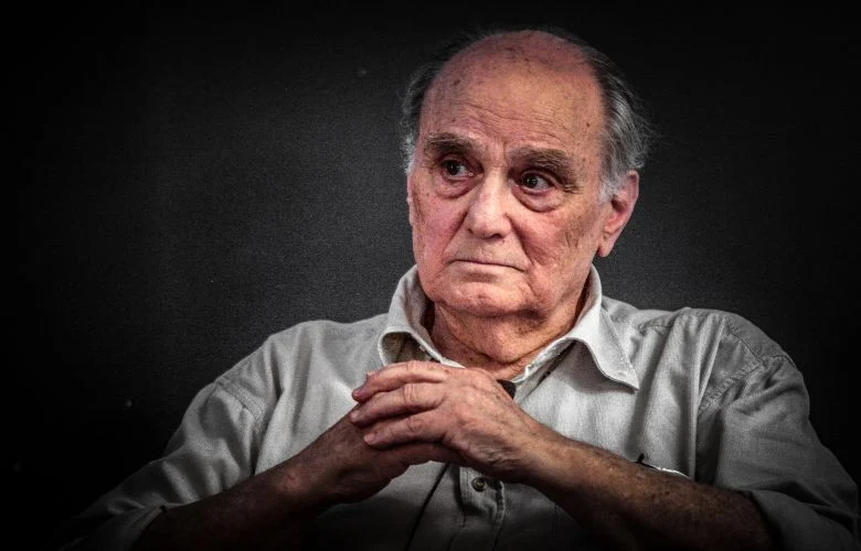 Δημοσία δαπάνη θα γίνει η κηδεία του Στέλιου Ράμφου – News.gr