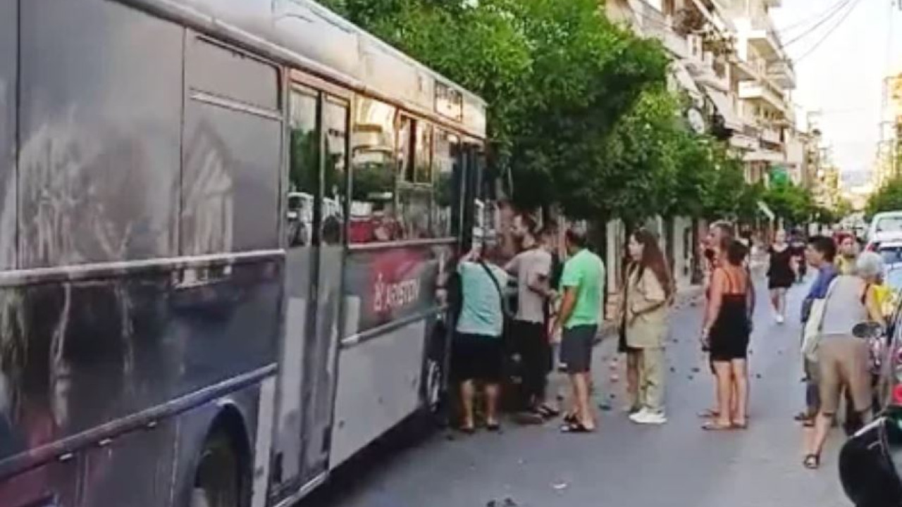 Αίγιο: Οδηγός λεωφορείου υπέστη ανακοπή- Tο όχημα έπεφτε πάνω σε άλλα ΙΧ