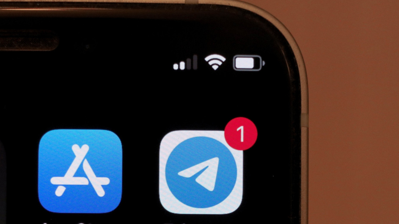 Apple: Αφαίρεσε προσωρινά το Telegram από το App Store