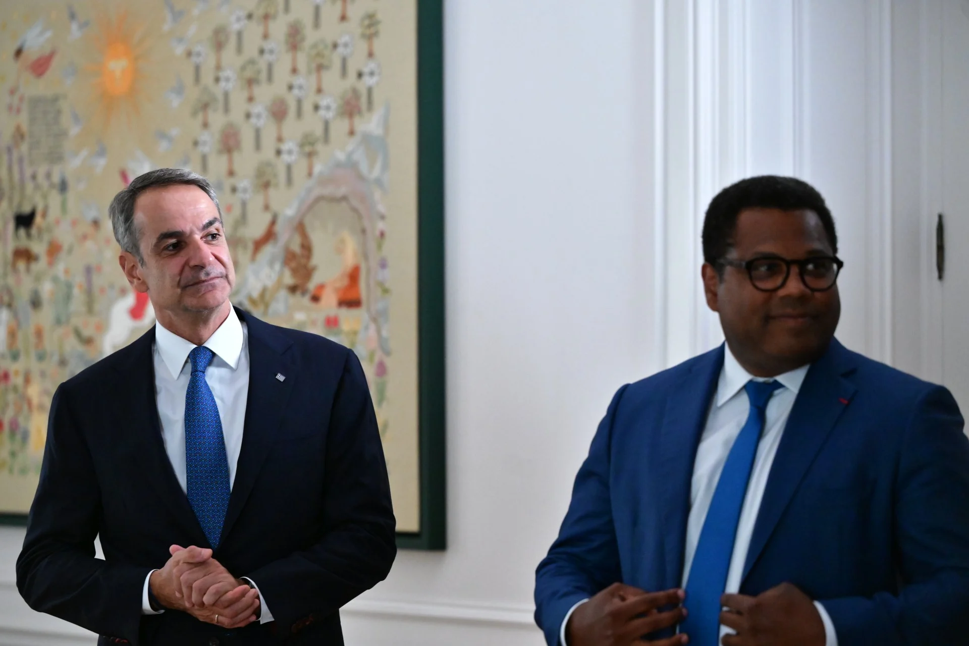 Ηλεκτρική διασύνδεση Ελλάδας - Κύπρου: Καθημερινό το ενδιαφέρον Μακρόν για το έργο